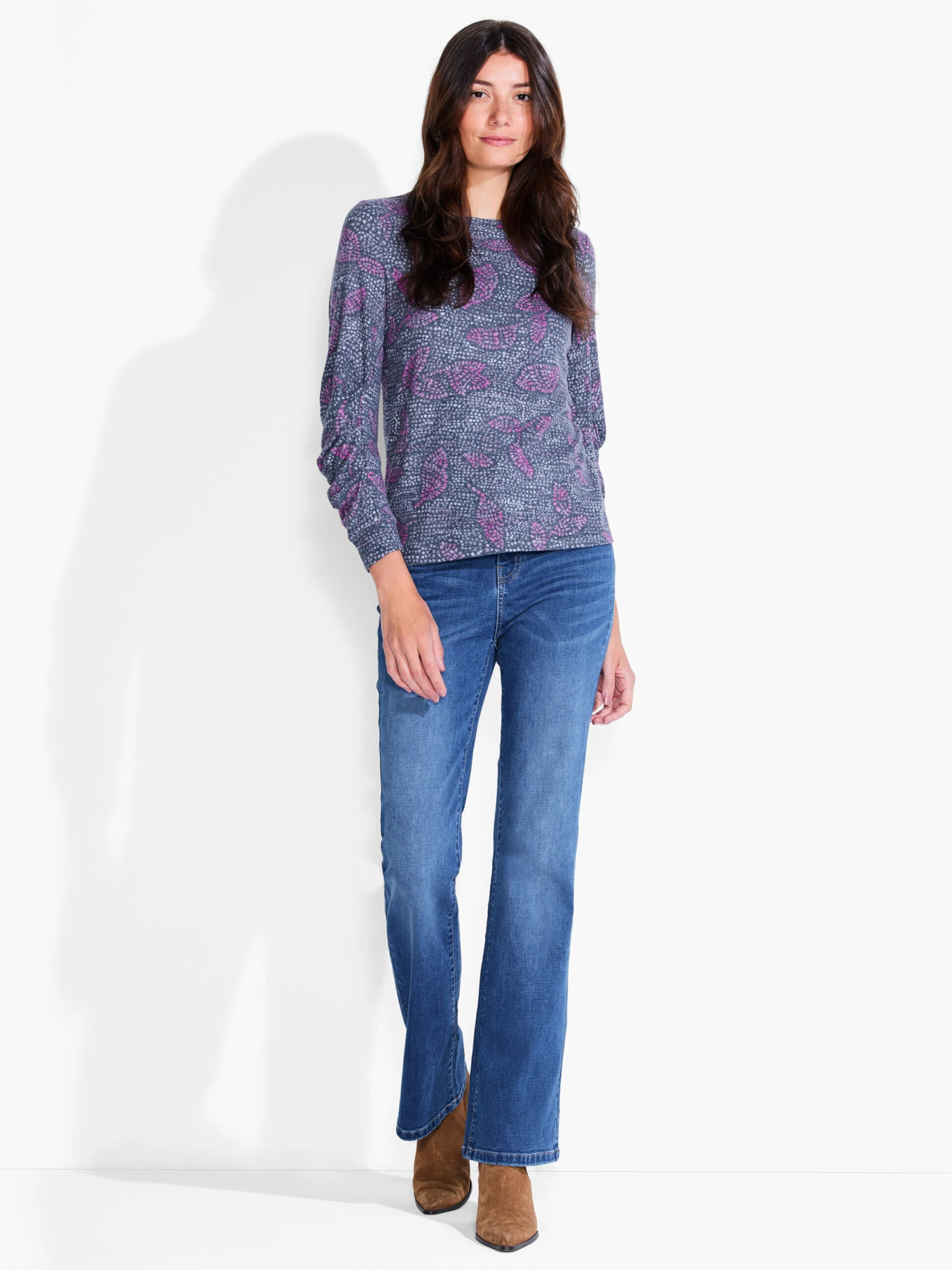 NZT Dotty Leaves Ruched Sleeve Crew Neck PINK MULTI - Image 4