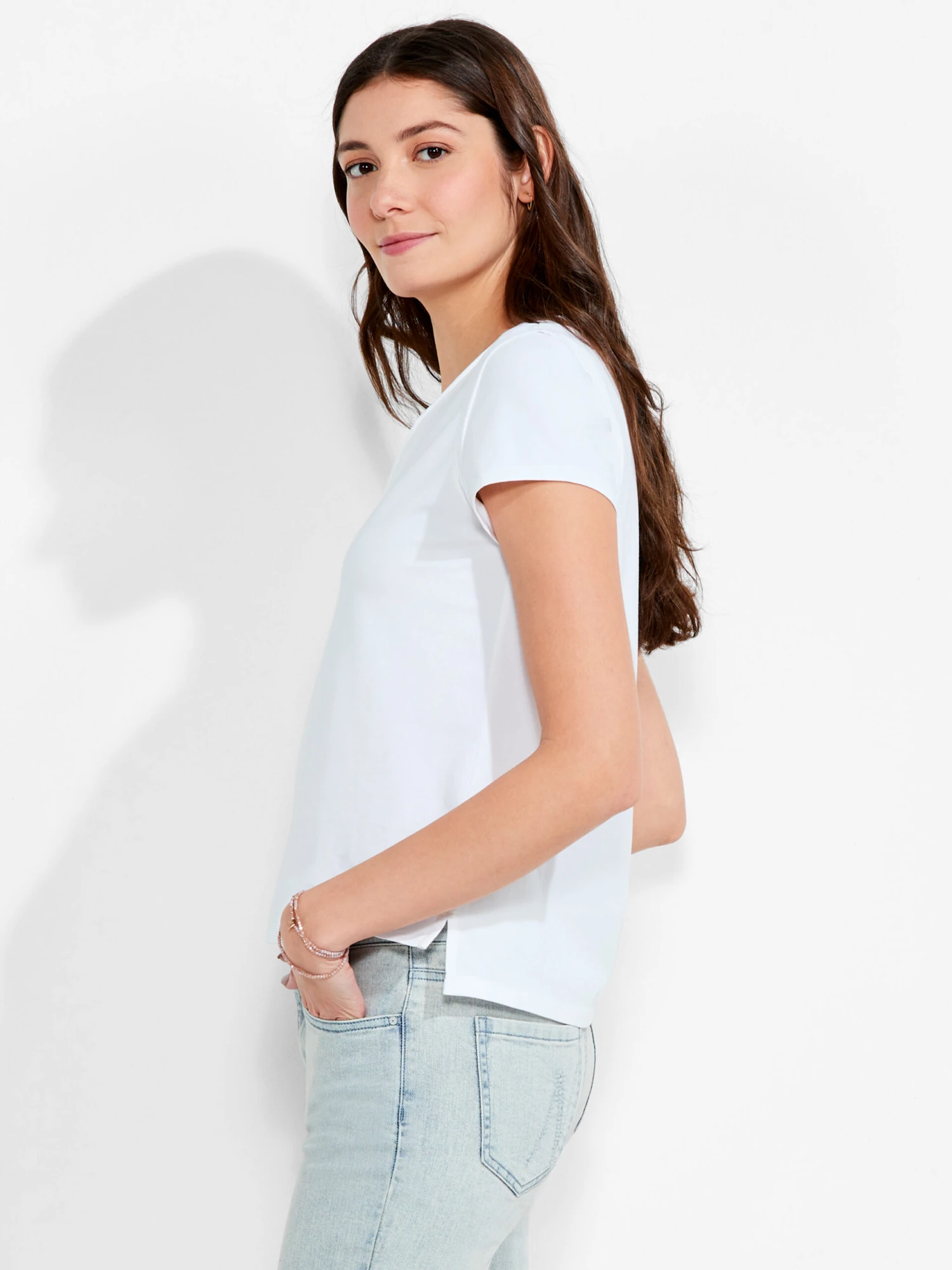 NZT Short Sleeve Roll V Tee PAPER WHITE - Image 2